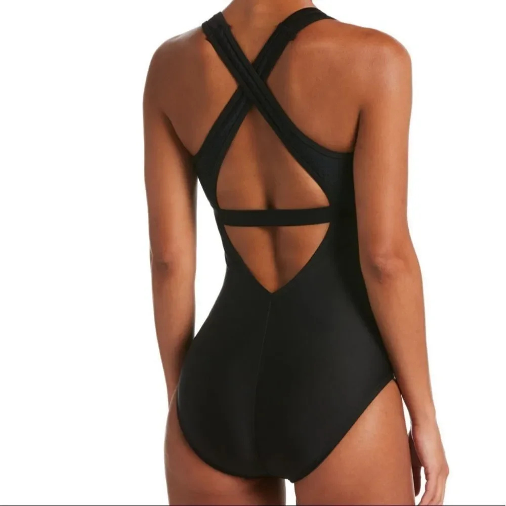Nike One Piece Swimsuit - Picture 2 of 9